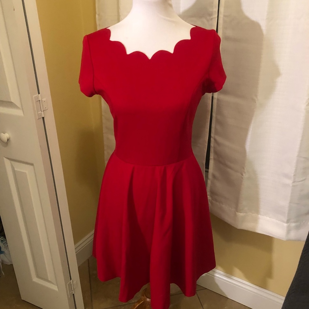 Nicole Miller Red Cocktail Dress... NWT Size M